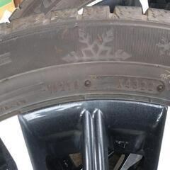 スタッドレス　175/65R15　アクアの画像