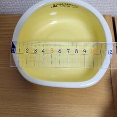 ペット　陶器お皿の画像