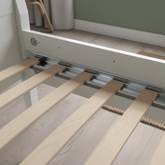 
IKEA シングルベッドフレームすのこ付きの画像
