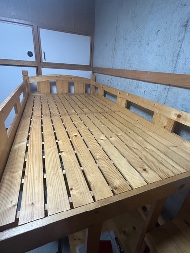 木製ロフトベッド