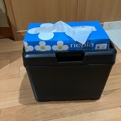 【決まりました】車用　ゴミ箱　蓋付き　大容量　前後両方から開閉可...