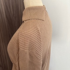 ROSE BUD セーター、ニットスカートの画像