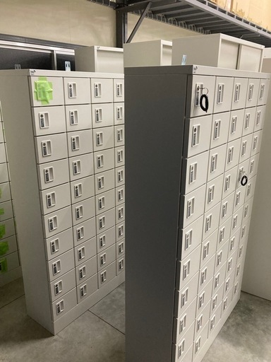 【中古オフィス家具在庫多数】美品 定価36万 生興 50人用 貴重品ロッカー キータイプ 鍵付き 社員寮 旅館 ジム 宿泊施設 スチー