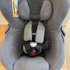 エールべべ クルット4iプレミアム　チャイルドシート　　の画像
