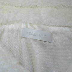 【受渡確定済】★ CECIL McBEE セシルマクビー 外起毛 パーカー Mサイズ クリーム色の画像