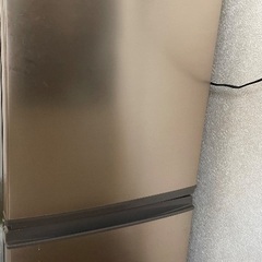 【3月下旬まで】冷蔵庫　SHARP 2019年製