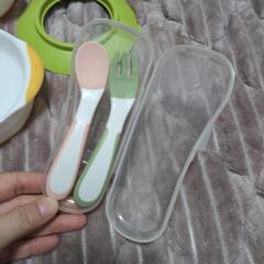 richell ベビー用食器セット 蓋付きの画像