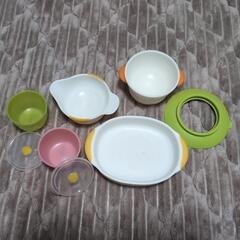 richell ベビー用食器セット 蓋付きの画像