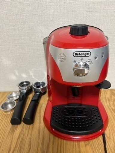 横浜　みなとみらい【DeLonghi エスプレッソ・カプチーノメーカー】EC221R レッド 水容器着脱可能 エスプレッソマシン エスプレッソマシーン デロンギ