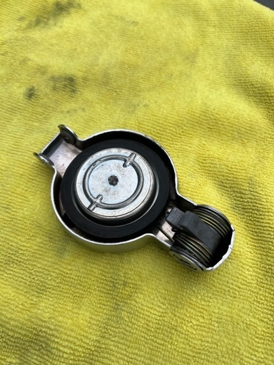 gt380 タンクキャップ 美品 当時物 2025年最新】Yahoo!オークション