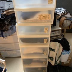 無印　衣装ケース小4つ、大3つの画像
