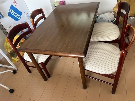 ビンテージ　ダイニングセット　椅子カリモク　机　光