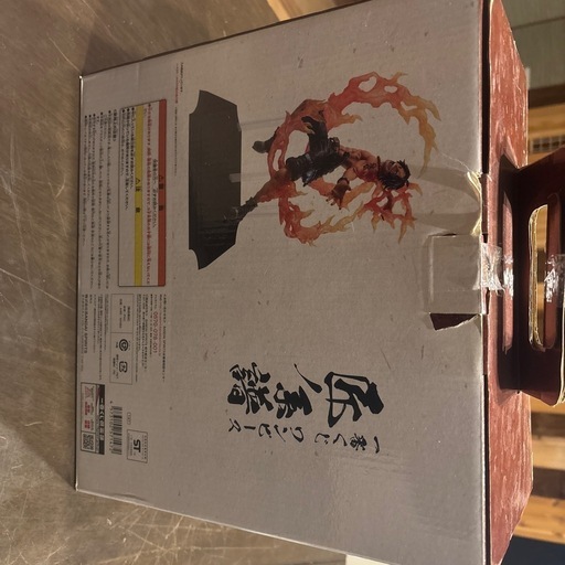 ワンピース　フィギュア　エース
