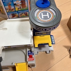 美品　トミカ　おかたづけプレイパーク　車　ミニカー　おもちゃの画像