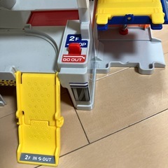 美品　トミカ　おかたづけプレイパーク　車　ミニカー　おもちゃの画像