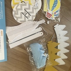 誕生日　デコレーション　王冠　飾り付けの画像