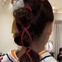 振袖髪飾りの画像