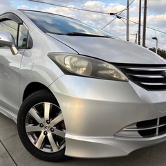 超低走行4万キロ台‼️8人乗り♪月々1.1万円〜分割払い可❗️車...