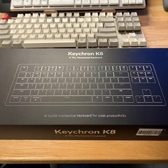 Keychron K8 メカニカルキーボード グレー ホワイトの画像