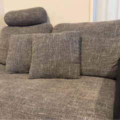 【値下げしました】2人掛けソファの画像