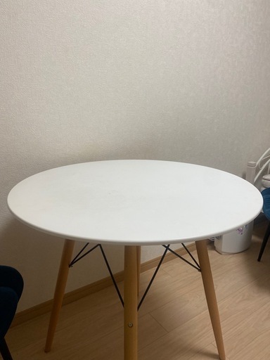 ダイニングテーブル
