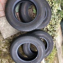 軽バン、トラック普通タイヤほぼ新品