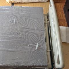 介護用電動ベッドの画像