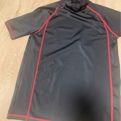男性用　水着　上のみ
