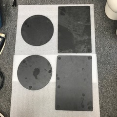 石の皿　の画像