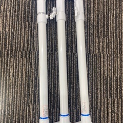 突っ張り棒（3本）強力で重荷重にも耐えます。の画像