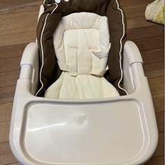 Apricaハイローチェア