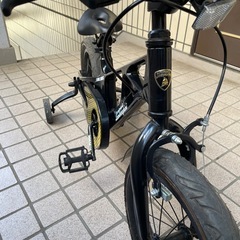 ランボルギーニ、子供用自転車説明書、部品付きの画像