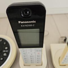 Panasonic　FAXと電話機、子機2台ですの画像