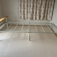 シングルベッド