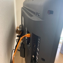 取引中　テレビ43型の画像