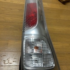 c25 セレナ　ハイウェイスター　テールランプ　の画像