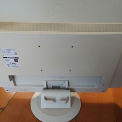 【ジャンク】液晶ディスプレイ　富士通 CL-242SSWLの画像