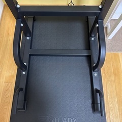 steady 懸垂マシン