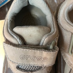 CROCS 迷彩シューズ　マジックテープ12C13の画像