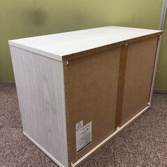 【商談中】食器棚　木目調白　移動棚１枚　の画像