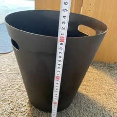 お譲り先決まりました【お譲り致します】ラウンド型ゴミ箱