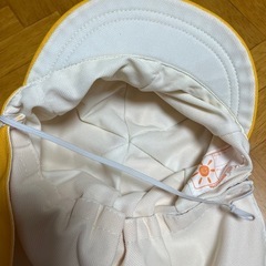 カラー帽の画像