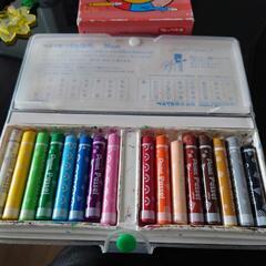 ぺんてる　16色クレヨン