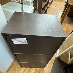【リサイクルショップどりーむ鹿大前店】No.1074　カラーボックス　収納棚　扉付き　便利品　お買い得　の画像