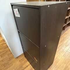 【リサイクルショップどりーむ鹿大前店】No.1074　カラーボックス　収納棚　扉付き　便利品　お買い得　の画像