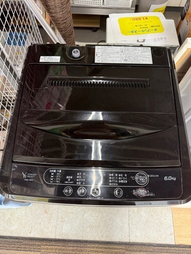 2023年製 ヤマダセレクト 全自動電気洗濯機 YWM-T60H1 ホース、取説あり