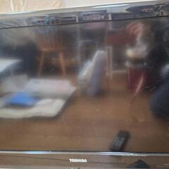 TOSHIBA　32型テレビ　２００９年製