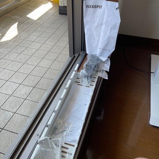 電動昇降式デスク