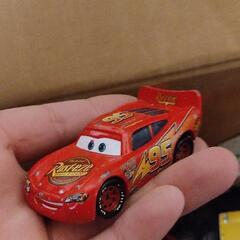 値下げしました！　子供ミニカー大量　おもちゃ　玩具　カーズ　トミカ　トーマスなどの画像