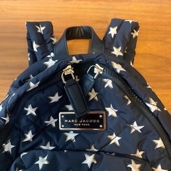 MARC JACOBS 星柄キルティングリュックの画像